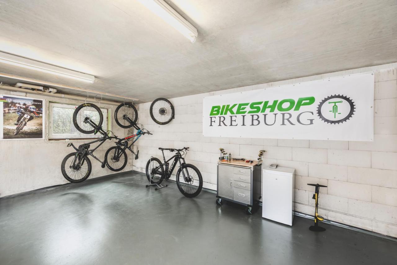 Bike- Und Ferienhotel Freiburg Merzhausen Екстериор снимка